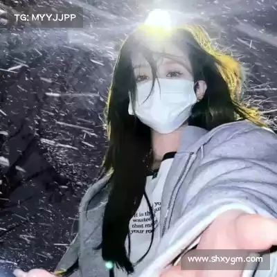 倪影